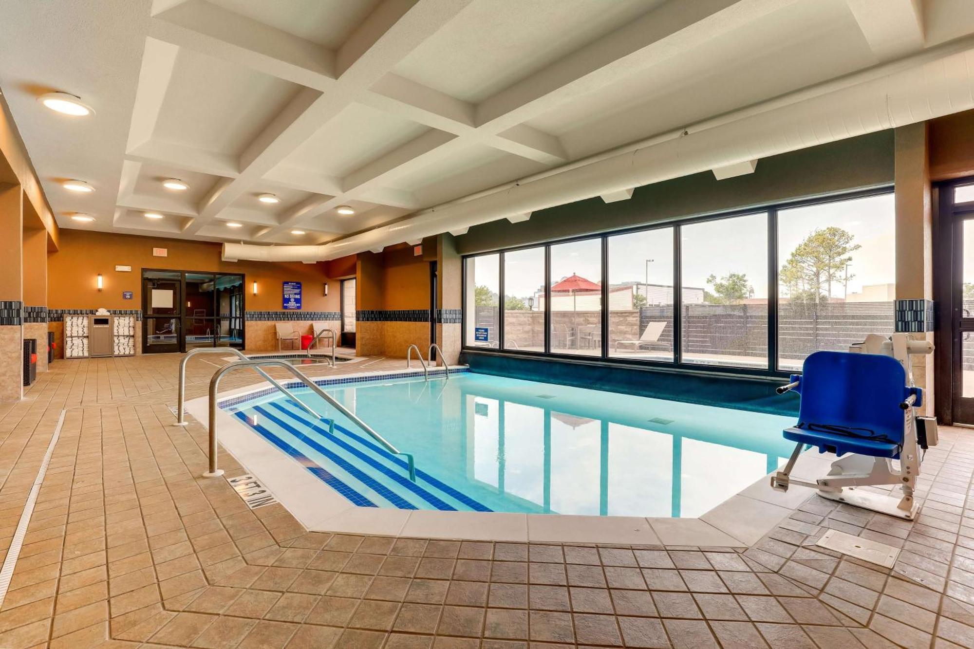 Drury Inn & Suites Birmingham Lakeshore Drive Esterno foto