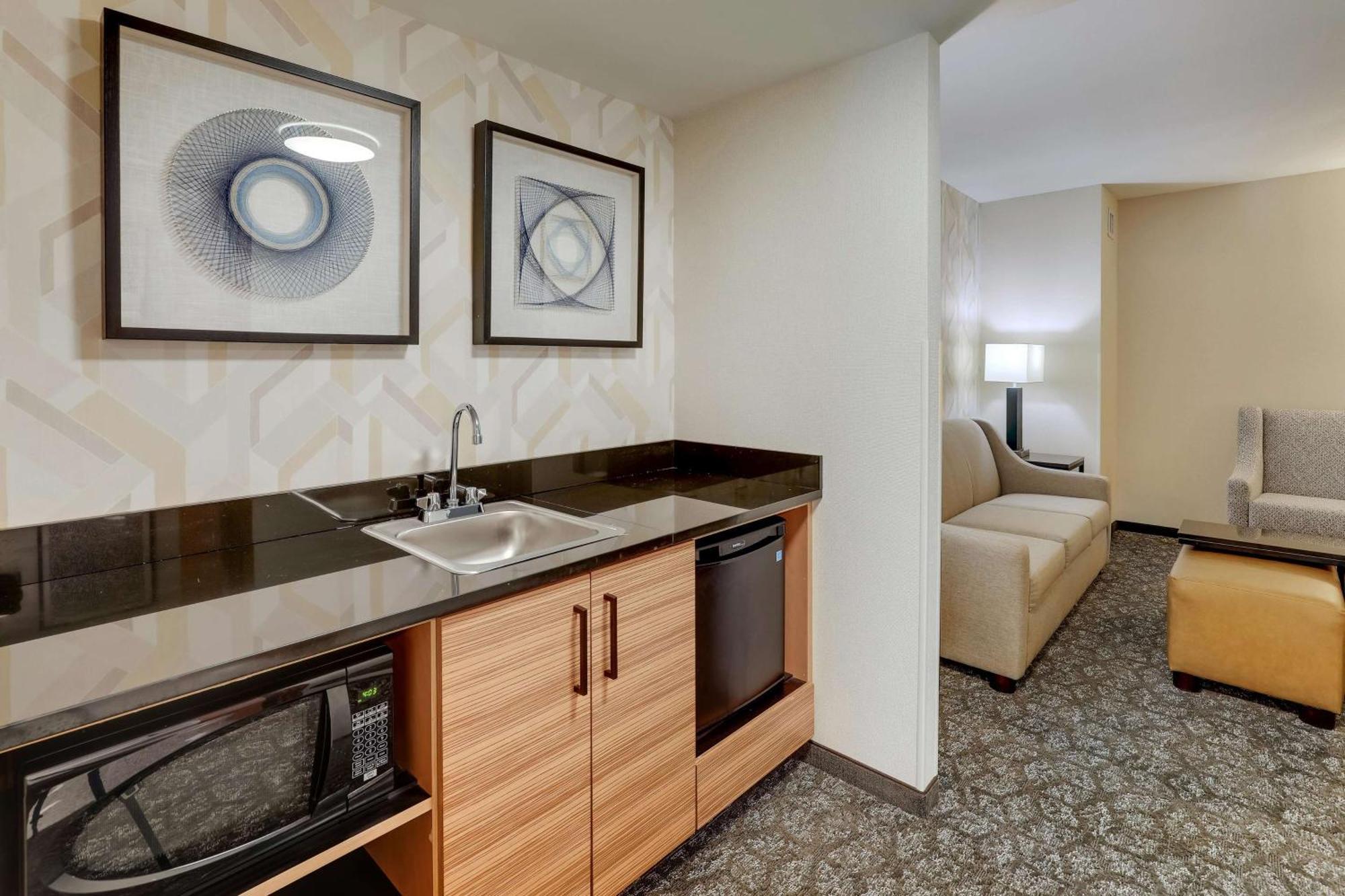 Drury Inn & Suites Birmingham Lakeshore Drive Esterno foto